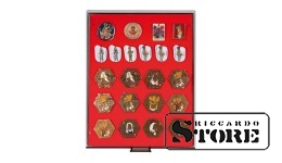 Collection box in RAUCHGLAS modification with a red porous tray for storing badges, orders, and emblems.