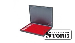 NERA M case with a light red tray, 35 round compartments for coin capsules with an outer diameter of 34 mm, suitable for German 5 euro coins in LINDNER capsules.