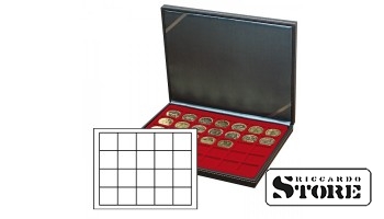 NERA M case with a dark red insert and 20 square compartments for storing coins/coin capsules up to 47 mm in diameter.